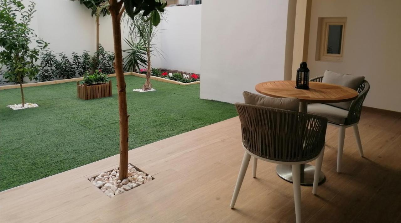 Lux Suite Taranto Esterno foto