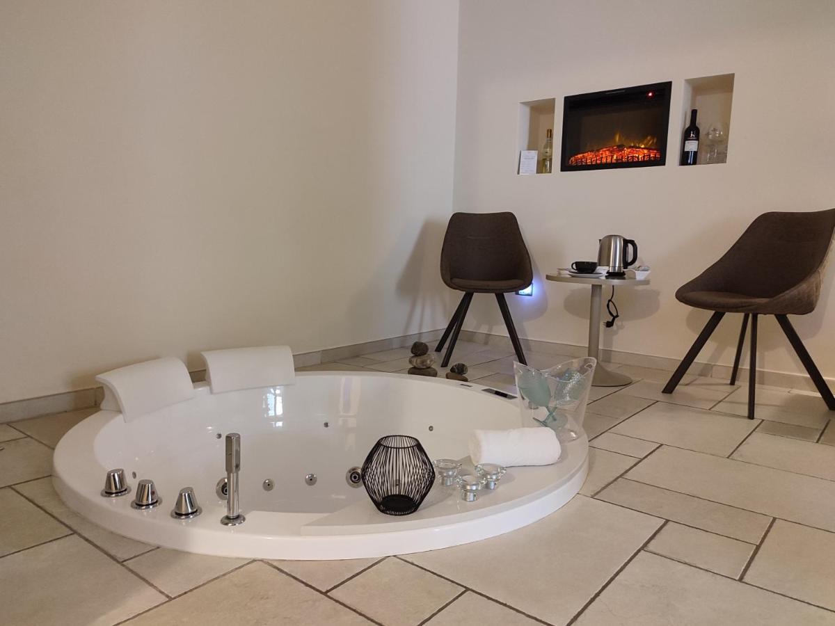 Lux Suite Taranto Esterno foto